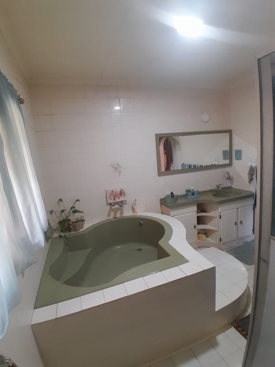 4 Bedroom Property for Sale in Deneysville Free State